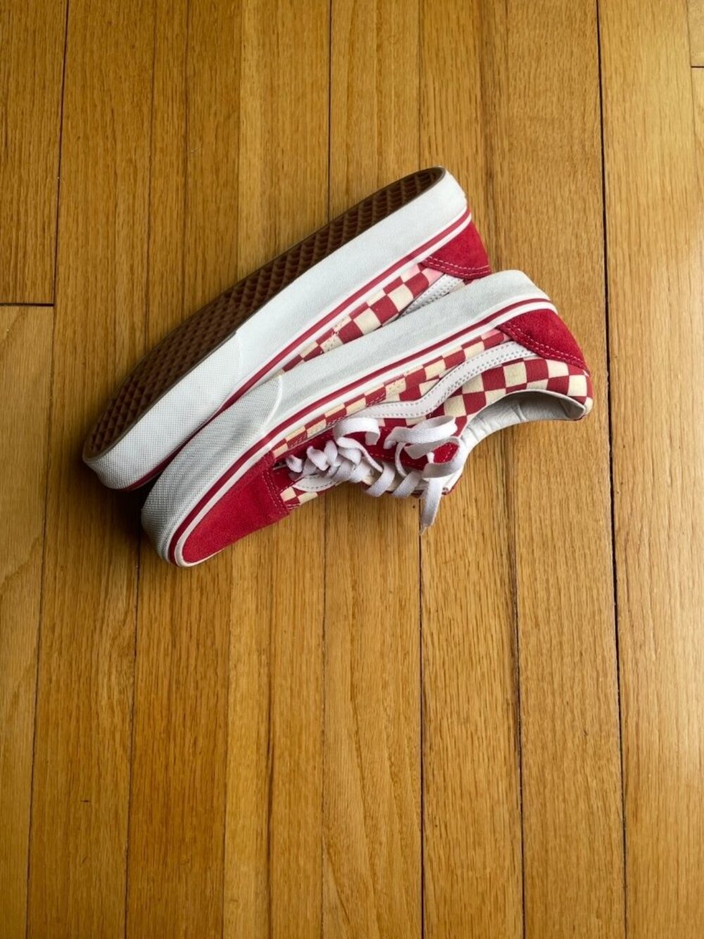 Vans Old Skool Men: Size 6.5 color racing red/ white - Picture 6 of 9
